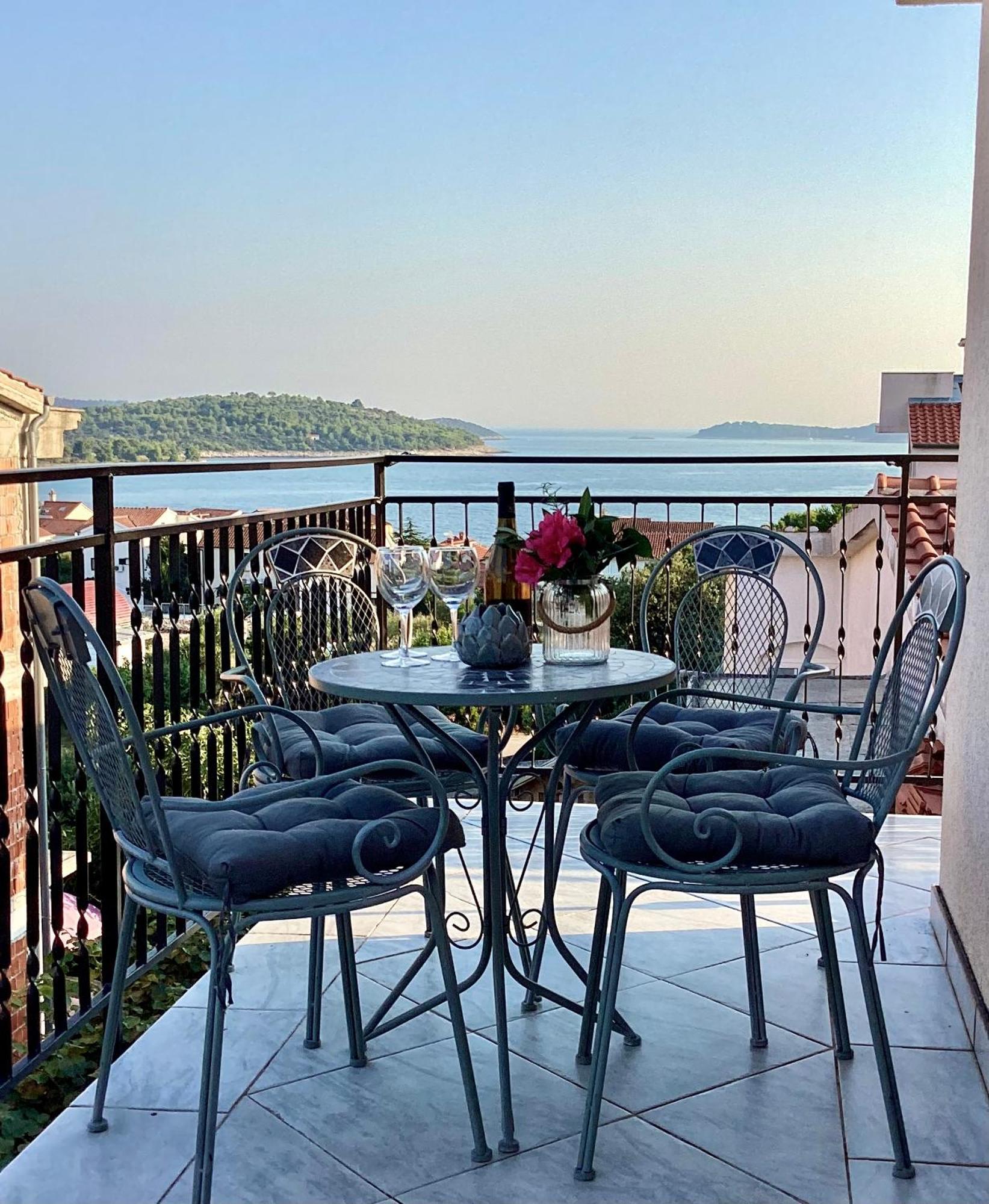 Apartmani Mate Rogoznica  Oda fotoğraf